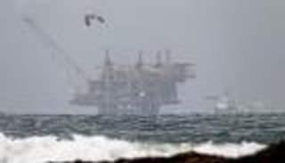 اتفاق ترسيم الحدود بين إسرائيل ولبنان.. خرق بحري يعكر صفو "اللحظة التاريخية"