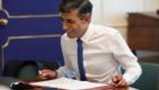 سوناك يوجه دفة بريطانيا التجارية نحو الهند.. أول تعهد دولي