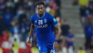 محمد كنو لاعب وسط الهلال السعودي