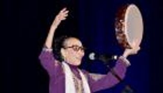 الحاجة الحمداوية تتصدر واجهة جوجل.. أسطورة الغناء المغربي