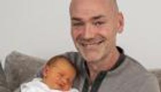 ولادة طفل بريطاني من نطفة مجمدة قبل 26 عاما