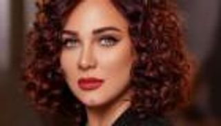 سلاف فواخرجي توجه رسالة إلى شيرين.. ما علاقة أسمهان؟
