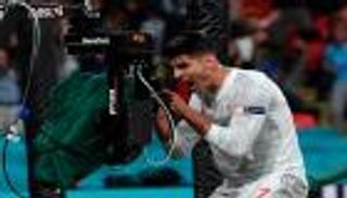 بعدما دمر حلم رونالدو.. هل يغيب موراتا عن كأس العالم 2022؟