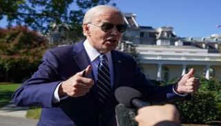 الرئيس الأمريكي جو بايدن يغادر البيت الأبيض - أ ف ب