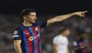 سجل نصف أهدافه.. 5 أسرار لتألق ليفاندوفسكي مع برشلونة