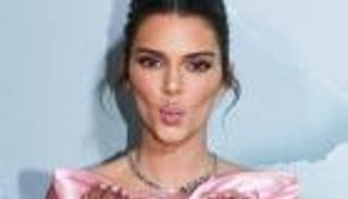 كيندال جينر تصدم جمهورها.. نسخة جريئة من بطلة Toy Story