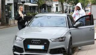 أودي.. إحدى سيارات رياض محرز