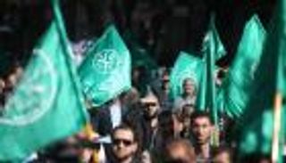 إخوان سوريا.. لماذا يكره الحرس القديم "شباب الجماعة"؟