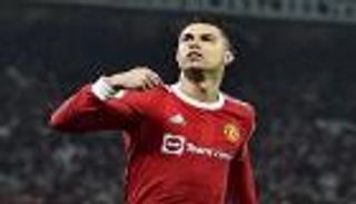 عقوبات على الهواء.. رونالدو يبتكر طريقة جديدة للرد على منتقديه