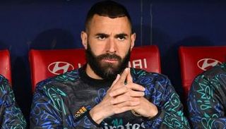 كريم بنزيما مهاجم ريال مدريد