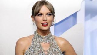 المغنية الأمريكية تايلور سويفت