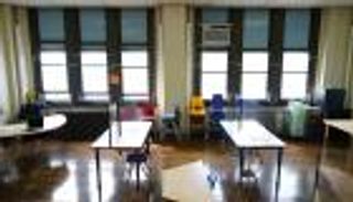 "كوفيد -19" تسبب في انتكاسة تعليمية تاريخية بالولايات المتحدة 