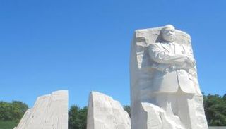تمثال MLK 