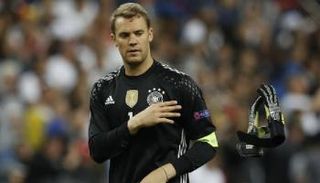 مانويل نوير حارس مرمى منتخب ألمانيا