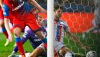 في 10 مباريات.. نجم برشلونة يعادل تاريخ والده بعد 37 عاما (فيديو)