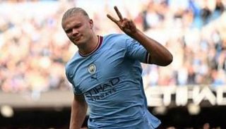 إيرلينج هالاند مهاجم مانشستر سيتي