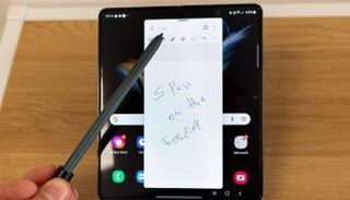 فتحة S Pen في سامسونج - موقع gsmarena