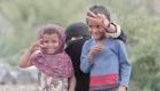 سارة علوان.. يمنية تطلق الرصاص على قلبها هربا من "الابتزاز الإلكتروني"