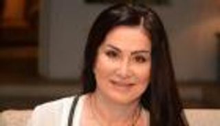 "مفيش حاجة غلط ما اتعملتش".. فنانة مصرية تروي تفاصيل تشوه وجهها