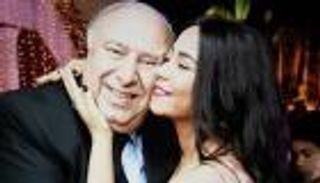 أول تعليق من والد حسام حبيب بعد خروج شيرين من المستشفى.. ماذا قال؟