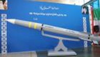 صواريخ إيران.. طهران تهرب من الاحتجاجات إلى السماء