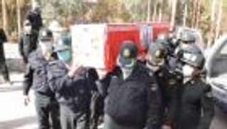 "نيران صديقة".. جندي إيراني يقتل 4 من زملائه بمركز للشرطة