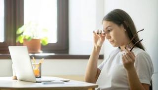 يجب منح العينين بعض الراحة من وقت إلى آخر