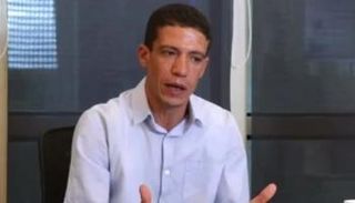 عامل النظافة "محمد" 