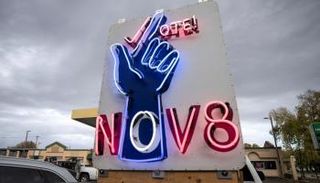 انتخابات الكونغرس في الثامن من نوفمبر