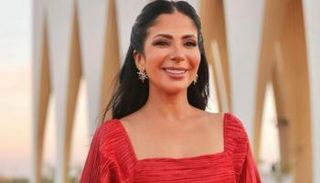 النجمة منى زكي