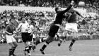 قصة مونديال 1954.. قطار ألمانيا ينطلق نحو المجد.. وحدث تاريخي لا يُنسى