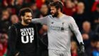 الدوري الإنجليزي.. كيف سجل أليسون ثلث أهداف محمد صلاح؟