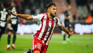 يوسف بلايلي لاعب أجاكسيو الفرنسي