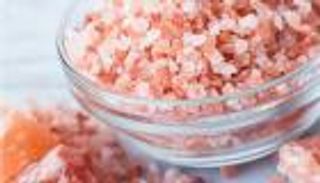 فوائد ملح الهملايا الوردي وأهم أضراره