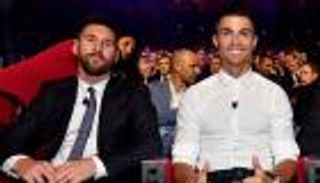 كريستيانو رونالدو يكشف.. لماذا هدد بالاعتزال بسبب ميسي؟
