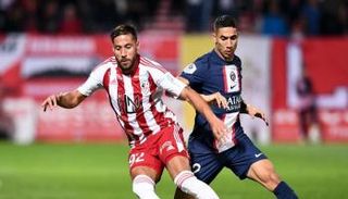 يوسف بلايلي لاعب أجاكسيو الفرنسي