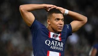 كيليان مبابي لاعب باريس سان جيرمان