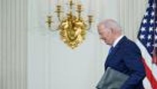 بايدن عالق في العراق.. "ماكينة الهفوات" تتعثر في "الفلوجة"