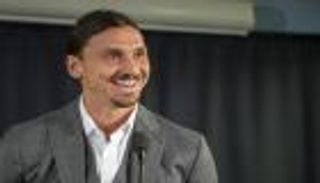 معرض الشارقة للكتاب يستضيف زلاتان إبراهيموفيتش.. ما القصة؟