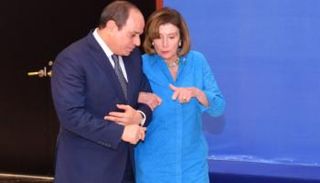 الرئيس المصري عبدالفتاح السيسي ورئيسة مجلس النواب الأمريكي نانسي بيلوسي