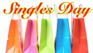 العزاب يعالجون وحدتهم بمتعة التسوق