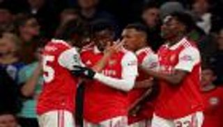 50 يوما في القمة.. كأس العالم تمنح أرسنال إنجازا غاب 14 عاما