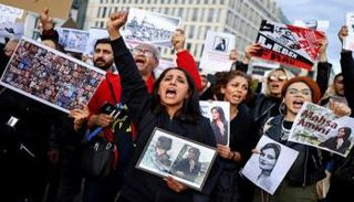 مظاهرات نسائية في إيران - أرشيفية