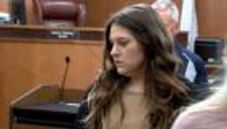 الحكم بإعدام أمريكية شقت بطن حامل لسرقة جنينها