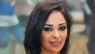 داليا البحيري بفستان يكشف زيادة وزنها بمهرجان القاهرة السينمائي