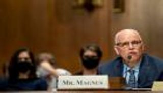 صراع يضرب إدارة بايدن.. والرئيس يقبل استقالة كبير مسؤولي الحدود 