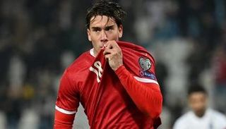 دوسان فلاهوفيتش نجم منتخب صربيا وفريق يوفنتوس