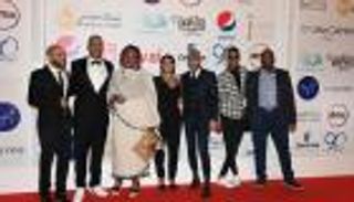 أبطال "بعيدا عن النيل" في العرض الأول للفيلم بمهرجان القاهرة السينمائي (صور)