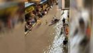 هل غرقت شوارع الإسكندرية بفعل الأمطار؟.. مسؤول يكشف الحقيقة (فيديو)