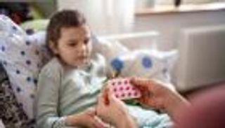 طبيب يكشف لـ"العين الإخبارية" تفاصيل الفيروس المنتشر بين أطفال مصر